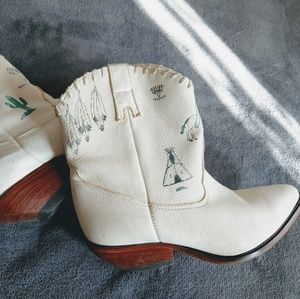 Ladies Zodiac Western / Cowboy Boots